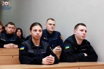 Організація проведення пошуково-рятувальних робіт у гірській та лісовій місцевості: в ЛДУБЖД відбулася гостьова лекція