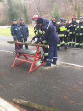 На території навчально-спортивного комплексу Університету проведено практичне заняття з використанням  моторизованого та електрифікованого аварійно-рятувального обладнання