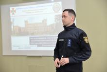 В Університету відбувся семінар за результатами участі в програмі академічної мобільності ERASMUS+ у Кінгстонському університеті м. Лондон, Сполучене Королівство Великої Британії та Північної Ірландії В Університету відбувся семінар за результатами участі в програмі академічної мобільності ERASMUS+ у Кінгстонському університеті м. Лондон, Сполучене Королівство Великої Британії та Північної Ірландії