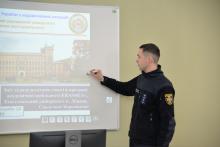 В Університету відбувся семінар за результатами участі в програмі академічної мобільності ERASMUS+ у Кінгстонському університеті м. Лондон, Сполучене Королівство Великої Британії та Північної Ірландії В Університету відбувся семінар за результатами участі в програмі академічної мобільності ERASMUS+ у Кінгстонському університеті м. Лондон, Сполучене Королівство Великої Британії та Північної Ірландії