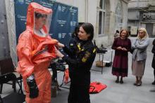 Наші викладачі продовжують навчати населення як діяти у разі ядерної, хімічної чи біологічної атаки Наші викладачі продовжують навчати населення як діяти у разі ядерної, хімічної чи біологічної атаки