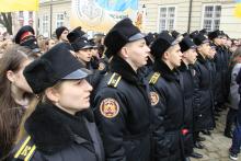 Сьогодні на площі Ринок у Львові курсанти нашого Університету спільно заспівали Гімн України Сьогодні на площі Ринок у Львові курсанти нашого Університету спільно заспівали Гімн України