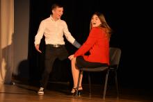 Вона одна- всьому причина, у ній початок і кінець