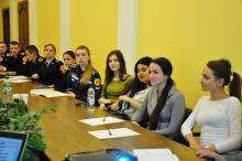 Проведено круглий стіл на тему «Особливості сучасного менеджменту: лідерство, керівництво, державне управління»