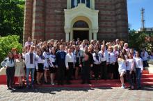 Одягнімо, друже, вишиванки — Наш чарівний український стрій