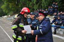 Кафедрою пожежної тактики та аварійно-рятувальних робіт організовано та проведено змагання «На кращу ланку ГДЗС» між навчальними  взводами  4-го курсу Навчально-наукового Інституту пожежної та техногенної безпеки