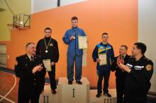 В рамках «Спартакіади ЛДУБЖД 2015-2016 » відбулися змагання з гирьового спорту 