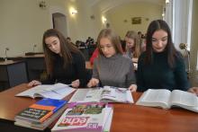 Навчальні посібники з французької мови для наших філологів