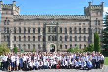 Львівський державний університет безпеки життєдіяльності одягнувся у вишиванки  