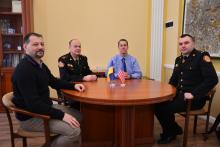 У Львівському державному університеті безпеки життєдіяльності проводиться обмін досвідом щодо гасіння та попередження лісових пожеж з американськими колегами У Львівському державному університеті безпеки життєдіяльності проводиться обмін досвідом щодо гасіння та попередження лісових пожеж з американськими колегами