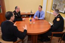 У Львівському державному університеті безпеки життєдіяльності проводиться обмін досвідом щодо гасіння та попередження лісових пожеж з американськими колегами У Львівському державному університеті безпеки життєдіяльності проводиться обмін досвідом щодо гасіння та попередження лісових пожеж з американськими колегами