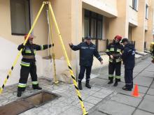 Кафедрою пожежної тактики та аварійно-рятувальних робіт було організовано та проведено практичне заняття за темою «Робота в апаратах та стисненому повітрі в обмеженому просторі» Кафедрою пожежної тактики та аварійно-рятувальних робіт було організовано та проведено практичне заняття за темою «Робота в апаратах та стисненому повітрі в обмеженому просторі»