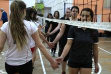 Розпочались загальноміські змагання з волейболу  серед дівчат «Львівська осінь на Клепарові» присвячені «Дню гідності»