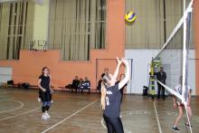 Розпочались загальноміські змагання з волейболу  серед дівчат «Львівська осінь на Клепарові» присвячені «Дню гідності»