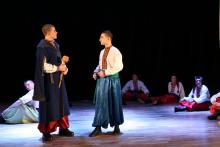 Курсанти Університету презентували глядачам жартівливу виставу "Пропала грамота"