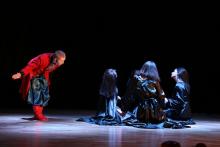 Курсанти Університету презентували глядачам жартівливу виставу "Пропала грамота"