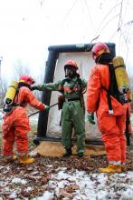 Практичне відпрацювання теоретичних знань на території навчально-тренувального полігону ЛДУ БЖД Практичне відпрацювання теоретичних знань на території навчально-тренувального полігону ЛДУ БЖД