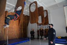 Практичні заняття з дисципліни «Пожежно-рятувальна підготовка» в Тренінговому центрі рятувальних робіт Практичні заняття з дисципліни «Пожежно-рятувальна підготовка» в Тренінговому центрі рятувальних робіт