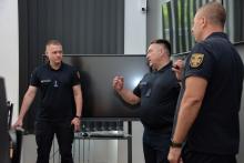 Університет з робочим візитом відвідав начальник управління оповіщення, телекомунікацій та інформаційних технологій Департаменту організації заходів цивільного захисту ДСНС України Владислав Кравченко Університет з робочим візитом відвідав начальник управління оповіщення, телекомунікацій та інформаційних технологій Департаменту організації заходів цивільного захисту ДСНС України Владислав Кравченко