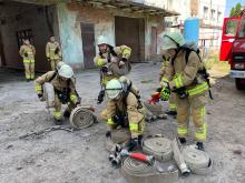 Курсанти Університету підвищують свої практичні навички з питань організації гасіння пожеж на об’єкті промислового сектору Курсанти Університету підвищують свої практичні навички з питань організації гасіння пожеж на об’єкті промислового сектору