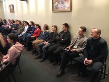 Круглий стіл на тему: «Професійна підготовка майбутніх соціальних працівників до роботи з дітьми та молоддю з особливими потребами» Круглий стіл на тему: «Професійна підготовка майбутніх соціальних працівників до роботи з дітьми та молоддю з особливими потребами»