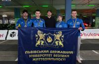 ЗВИТЯГА, СИЛА ТА КОМАНДНИЙ ДУХ: КУРСАНТИ ЛЬВІВСЬКОГО ДЕРЖАВНОГО УНІВЕРСИТЕТУ БЕЗПЕКИ ЖИТТЄДІЯЛЬНОСТІ СТАЛИ СРІБНИМИ ПРИЗЕРАМИ «ЗВИТЯГИ НЕСКОРЕНИХ»