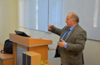 Зустріч почесного доктора Алана Флауверса з професорсько-викладацьким складом Університету Зустріч почесного доктора Алана Флауверса з професорсько-викладацьким складом Університету