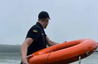 «Організація ліквідації НС, пов’язаною з аварією на водних об’єктах»: курсанти Університету відпрацьовують практичні вміння на водоймі