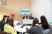 Арт-терапевтична практика як метод емоційної саморегуляції та інструмент роботи майбутніх психологів: в ЛДУБЖД відбувся тренінг 