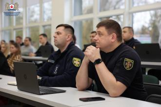 В університеті обговорено освітні програми за спеціальністю D3 «Менеджмент» В університеті обговорено освітні програми за спеціальністю D3 «Менеджмент»