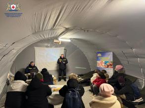 ЛДУБЖД проводить безпекові заняття для школярів у пунктах допомоги в Києві