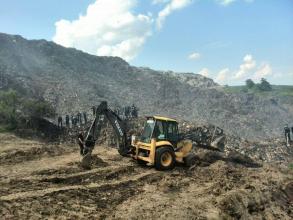 Курсанти Львівського державного університету безпеки життєдіяльності беруть участь у пошуково-рятувальних роботах на території полігону твердих побутових відходів