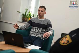 П’ять симптомів залежності: передові відкриття на гостьовій лекції Віктора Дучака