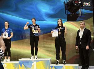 У Львові відбувся чемпіонат України з армрестлінгу – курсантка Оксана Старейко здобула дві бронзи У Львові відбувся чемпіонат України з армрестлінгу – курсантка Оксана Старейко здобула дві бронзи
