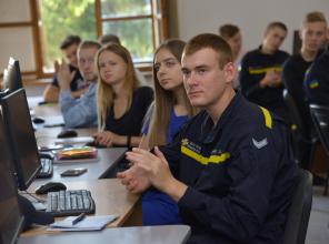 В Університеті відбулась зустріч курсантів та студентів з представниками Львівського ІТ кластеру та керівником відділу інформаційної безпеки компанії SoftServe Михайлом Кропивою