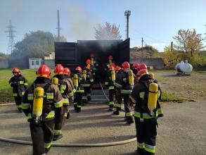 Здобувачі освіти Університету вдосконалюють практичні навички у вогневому тренажері контейнерного типу