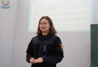 Метафоричні асоціативні карти як ключ до особистісного і професійного саморозвитку психолога