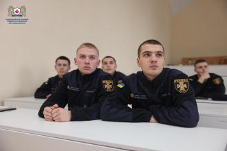 У ЛДУБЖД відбулася науково-популярна лекція «2025 — математично-нематематичний рік: це як?»