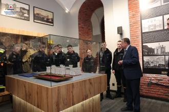 Курсанти Львівського державного університету безпеки життєдіяльності відвідали кімнату національно-патріотичного виховання