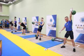 Збірна ЛДУБЖД взяла участь у змаганнях з гирьового спорту