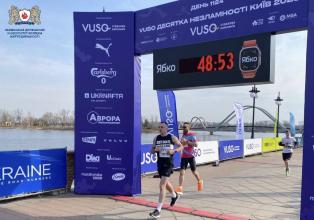 Представники ЛДУБЖД взяли участь у благодійному забігу «VUSO Десятка Незламності. Київ 2025»