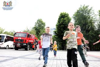 БЕЗПЕКА ПОЧИНАЄТЬСЯ З ДИТИНСТВА 