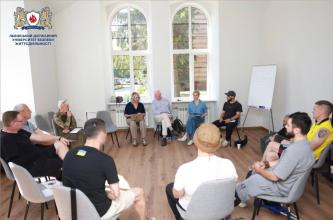 «Надійне майбутнє»: в Університеті відбувся міжнародний тренінг із психологічного відновлення ветеранів