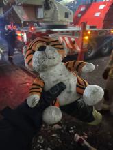 Курсанти, викладачі та психологи ЛДУБЖД працюють на місці російського удару по Тернополю Курсанти, викладачі та психологи ЛДУБЖД працюють на місці російського удару по Тернополю