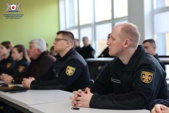 У ЛДУБЖД відбулася гостьова лекція з питань інформаційних технологій та цифрового радіообміну