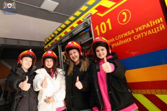 Одинадцятикласники Зубрянського ліцею познайомились із Львівським державним університетом безпеки життєдіяльності 