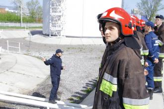 Практика, практика і ще раз практика: курсанти Університету вдосконалюють практичні навички з гасіння пожеж в резервуарах із нафтою та нафтопродуктами