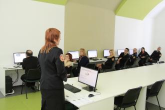 Методично-практичний семінар "Ефективні практики використання Moodle. Досвід. Проблеми. Рішення" Методично-практичний семінар "Ефективні практики використання Moodle. Досвід. Проблеми. Рішення"