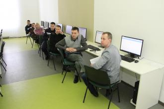 Методично-практичний семінар "Ефективні практики використання Moodle. Досвід. Проблеми. Рішення" Методично-практичний семінар "Ефективні практики використання Moodle. Досвід. Проблеми. Рішення"