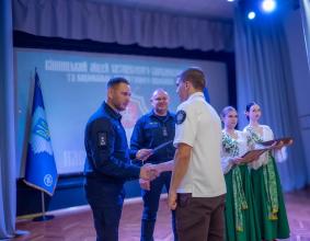 У Вінницькому ліцеї МВС України відбувся перший урочистий випуск